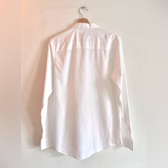 IZZUE COLLECTION Poplin Shirt w/ Cross Strap Detail - Picture 2 of 7